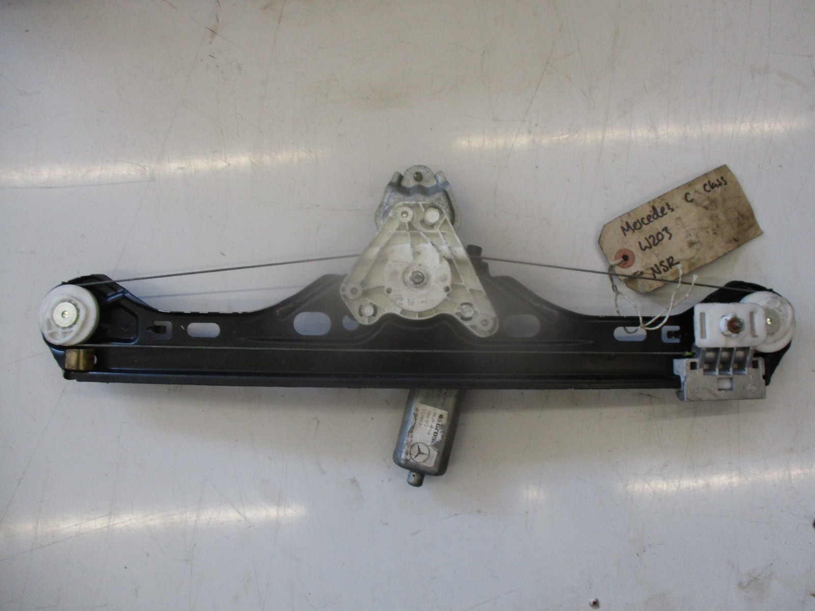 MERCEDES C CLASS W203 2003 NSR PASSENGER REAR WINDOW REGULATOR MOTOR A2038202942