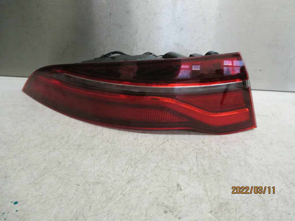 2019 JAGUAR XE FACELIFT NSR PASSENGER SIDE REAR TAIL LIGHT TAILLAMP lx7313405aa