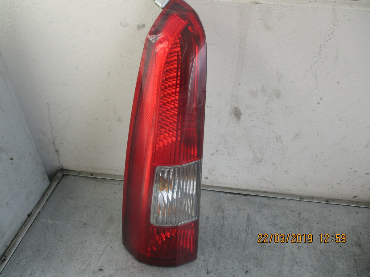 VOLVO V70 2001 NSR PASSENGER SIDE REAR UPPER LIGHT TAIL LIGH T2DB008217-01
