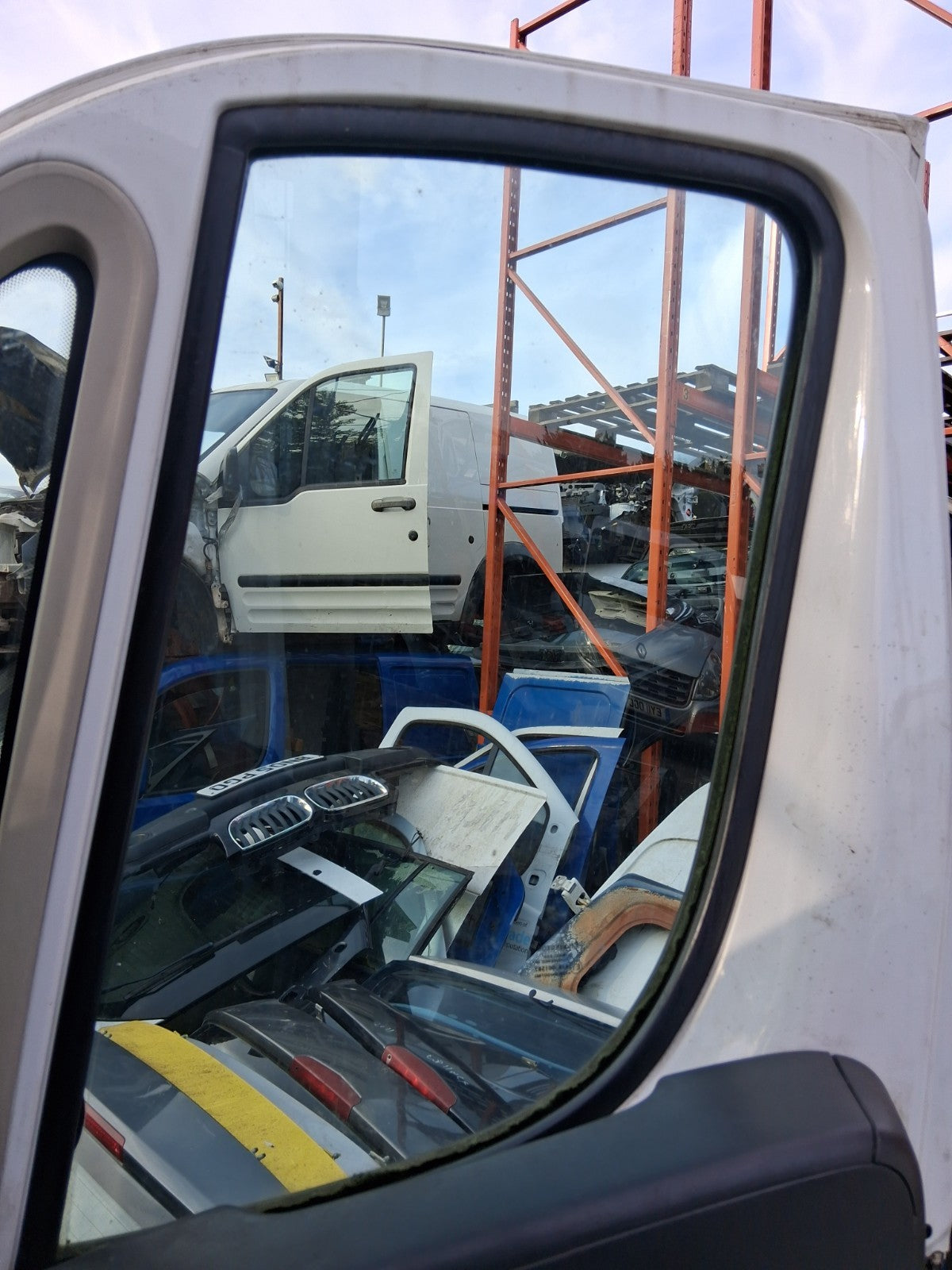 2014 CITROEN RELAY MK3 OSF DRIVER SIDE FRONT MAIN WINDOW GLASS
