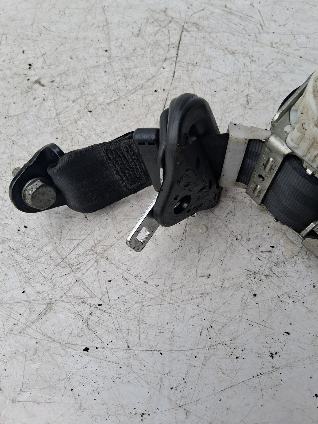 2019 CITROEN C4 OSR DRIVER SIDE REAR SEAT BELT 34143652A