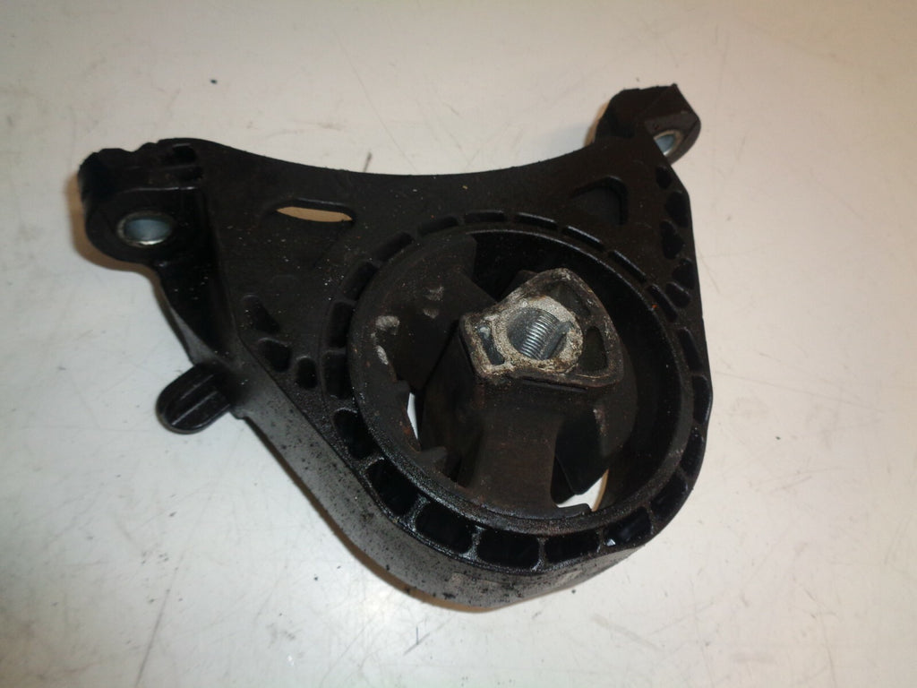 VAUXHALL INSIGNIA 2014 CDTI 2.0 DIESEL FRONT GEARBOX ENGINE MOUNT 13227769