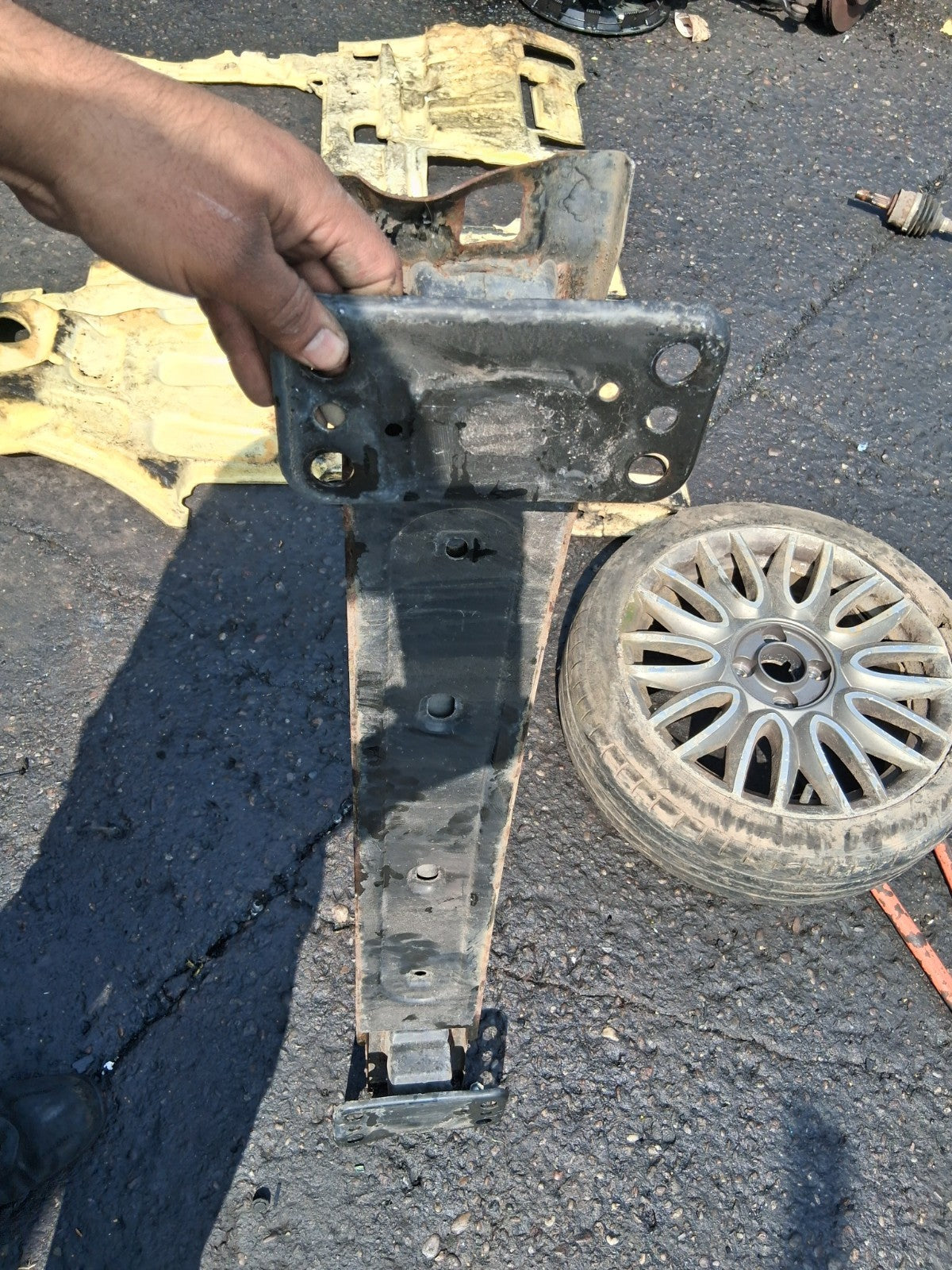 FIAT 500 MK1 2014 FRONT CRASH BUMPER REINFORCEMENT BAR