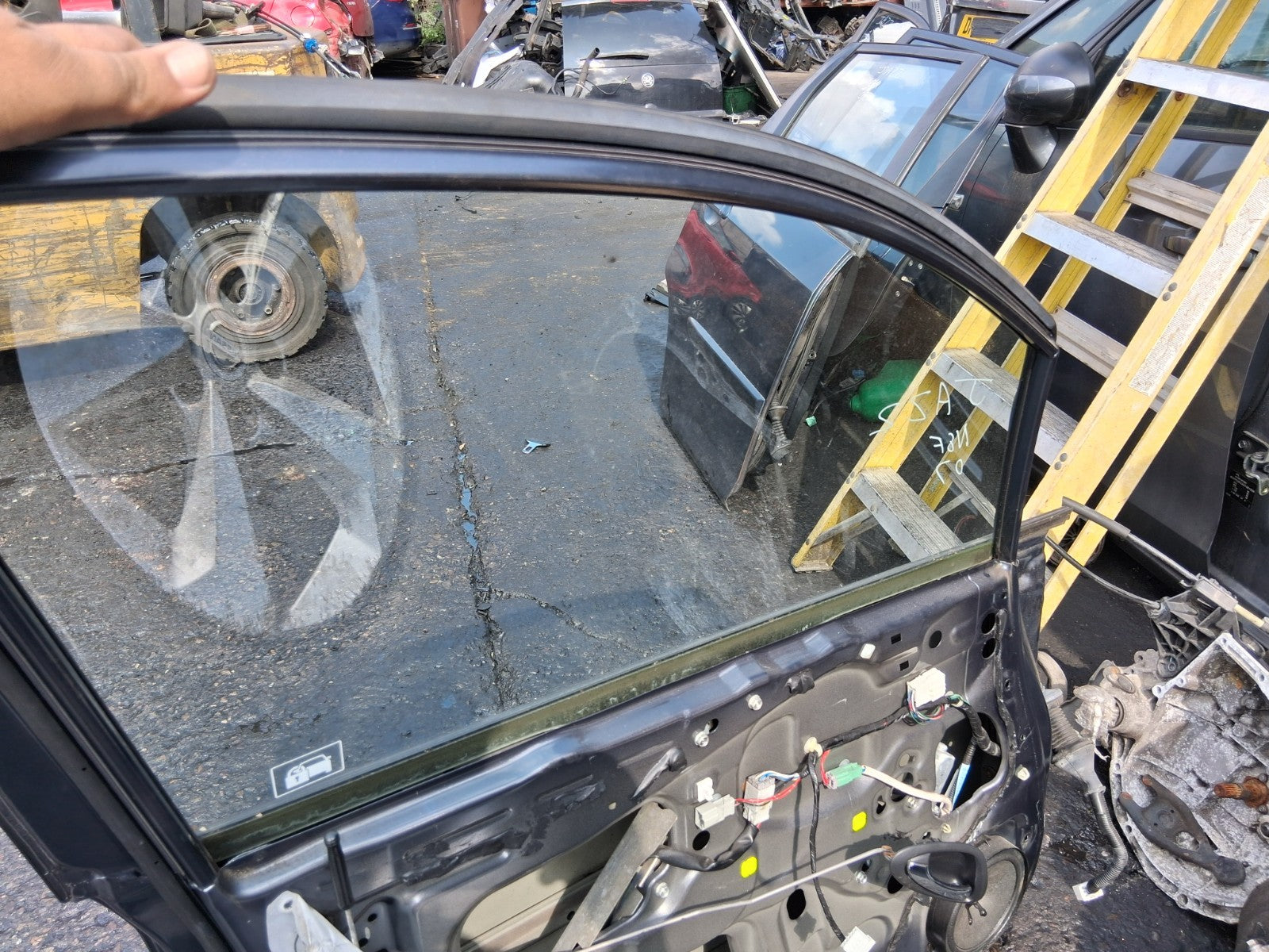 2007 HONDA JAZZ MK2 NSF PASSENGER SIDE FRONT LEFT BARE DOOR BLUE