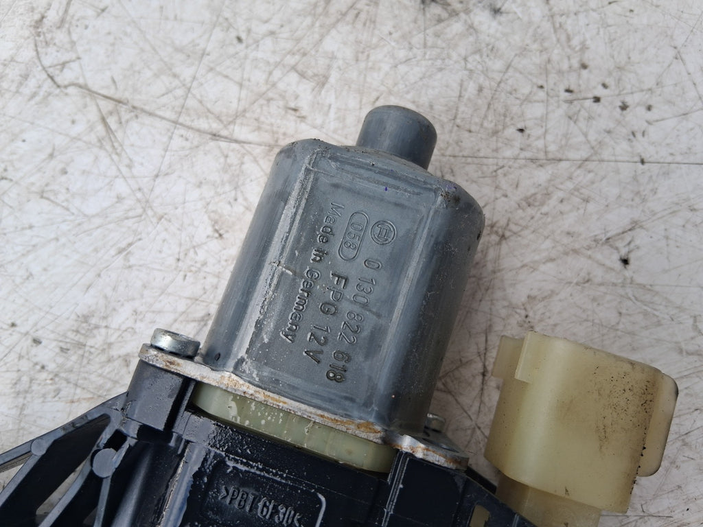 2014 FORD FIESTA MK7 NSF PASSENGER SIDE FRONT LEFT WINDOW MOTOR 0130822618