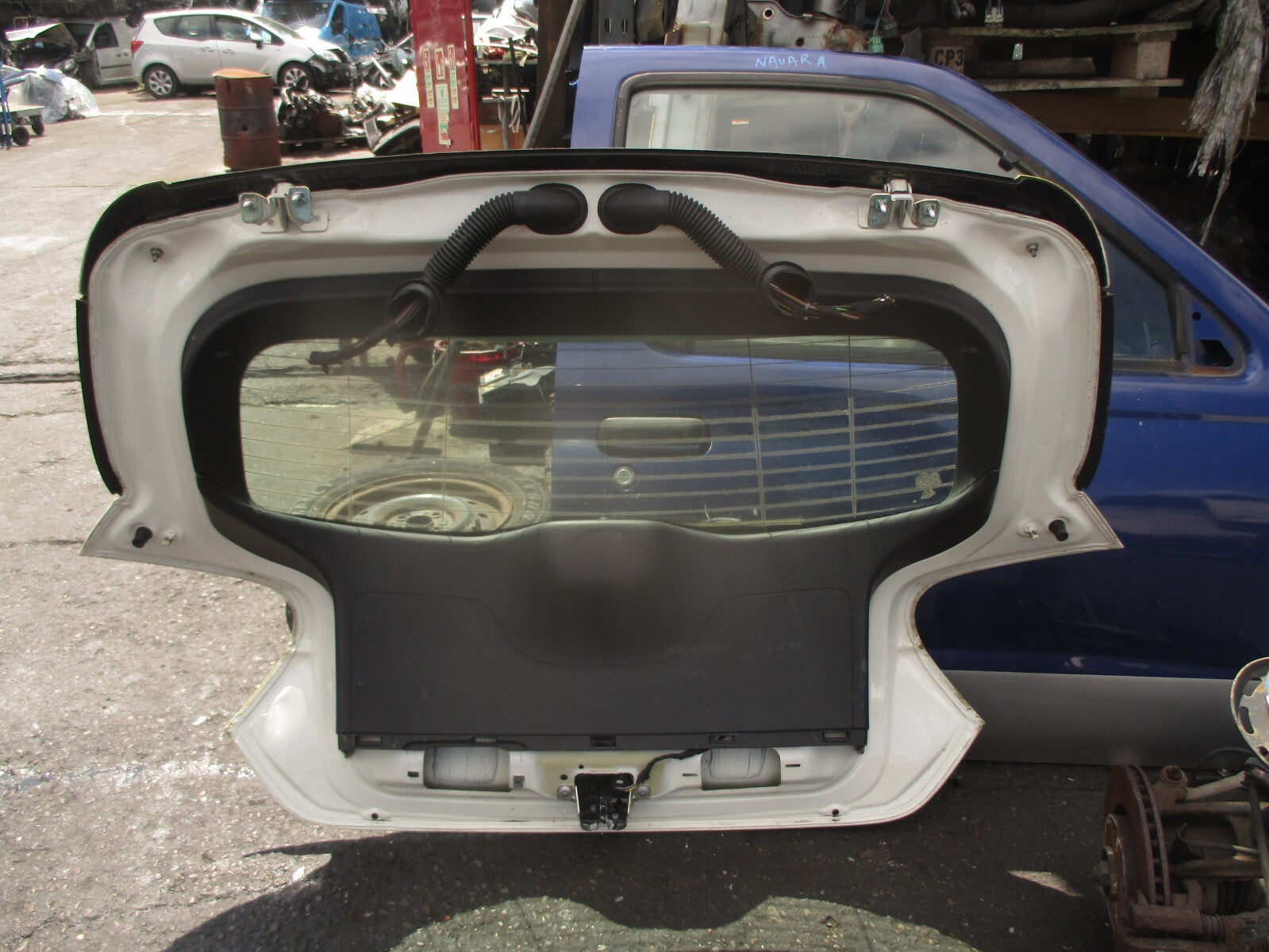 2017 MERCEDES BENZ A CLASS W176 COMPLETE REAR HATCHBACK BOOTLID TAILGATE WHITE