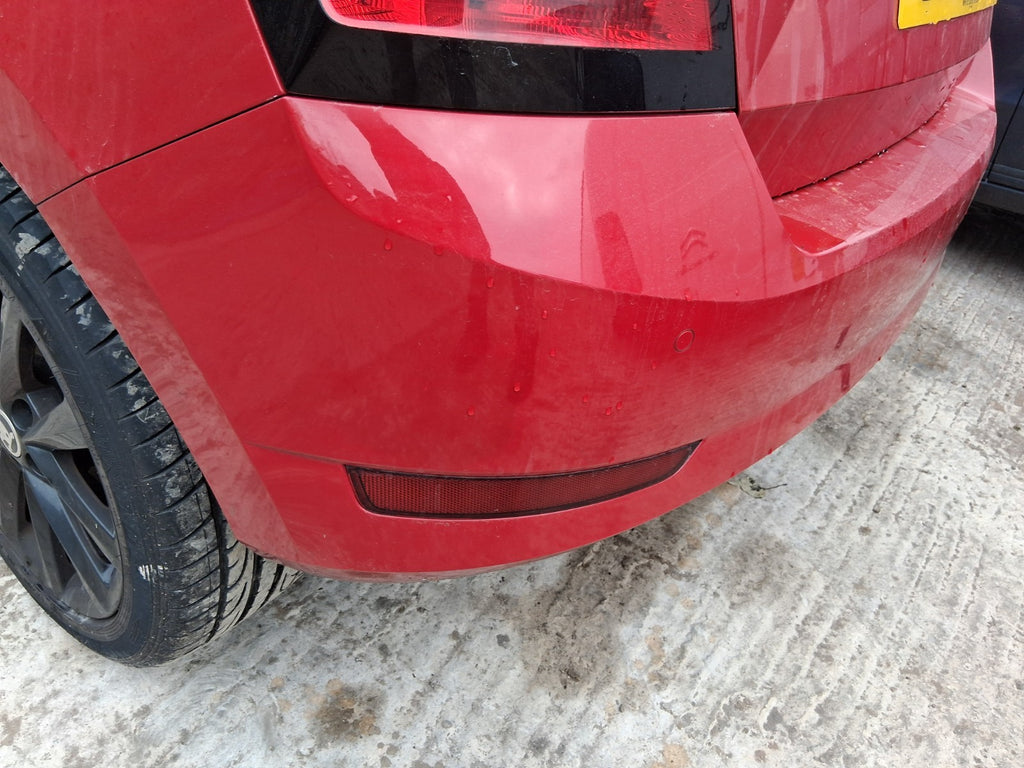 2019 SKODA FABIA MK3 NJ HATCHBACK COMPLETE REAR BUMPER RED