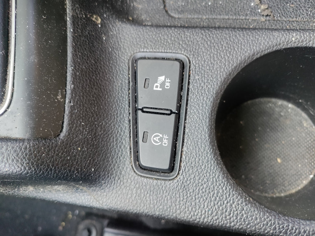2019 HYUNDAI I20 MK2 FACELIFT PARKING ASSIST CENSOR CONTROL BUTTON SWITCH