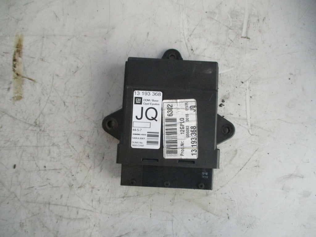 VAUXHALL VECTRA C MK2 CENTRAL DOOR LOCK CONTROL MODULE ECU 13193368