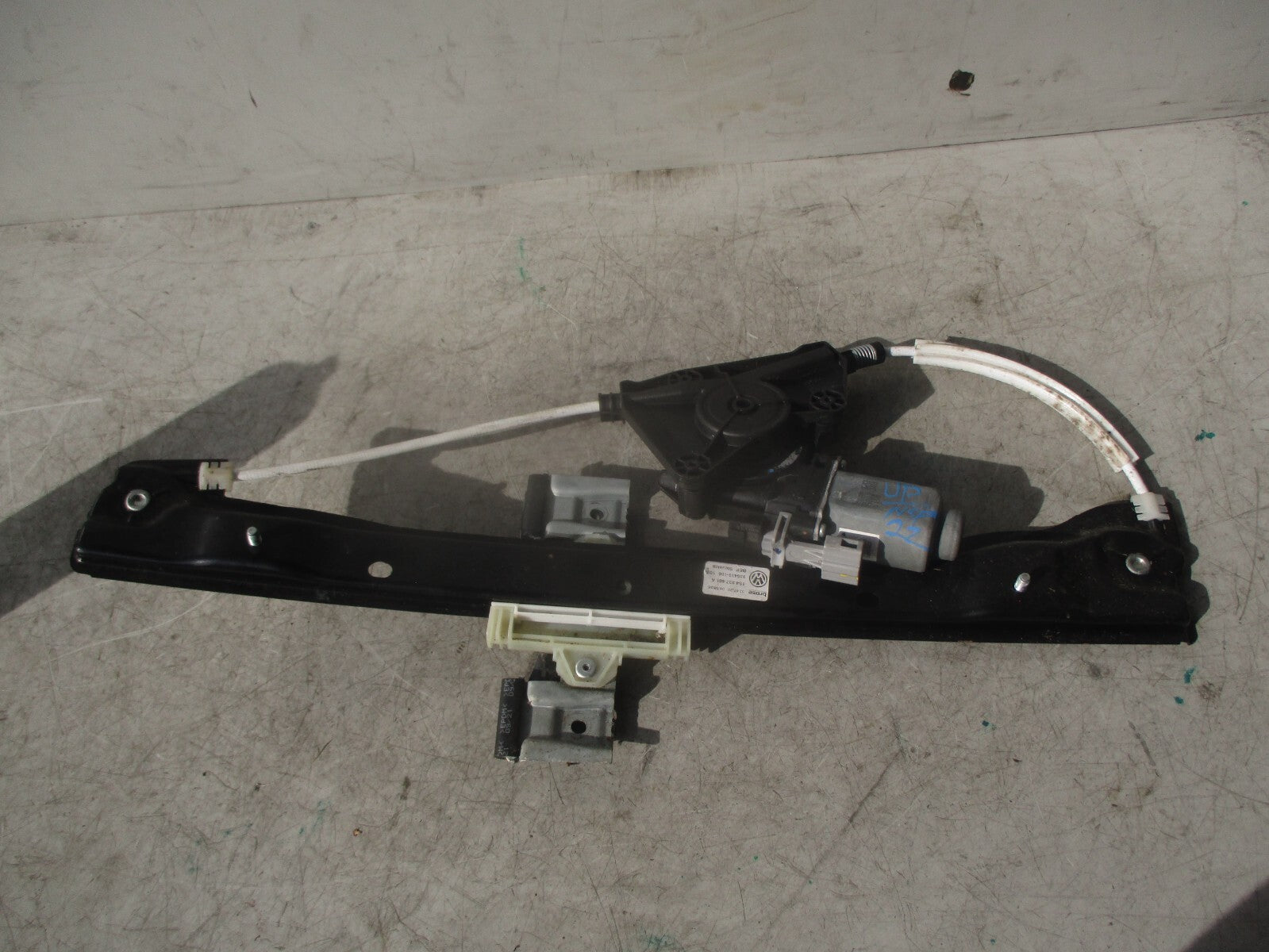 2022 VOLKSWAGEN UP NSF PASSENGER FRONT LEFT WINDOW MOTOR REGULATOR 1S4837461A