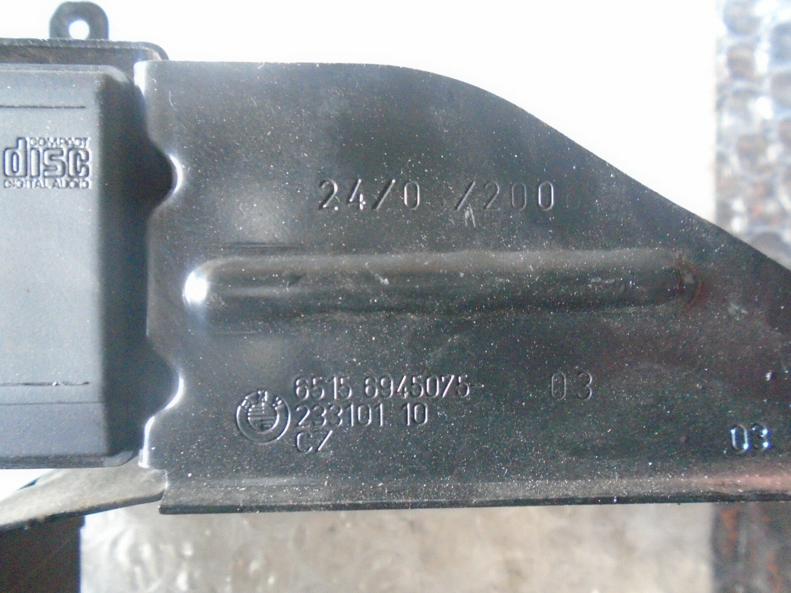 BMW 3 SERIES E90 2005-2011 DISC CD CHANGER MAGAZINE 9143439