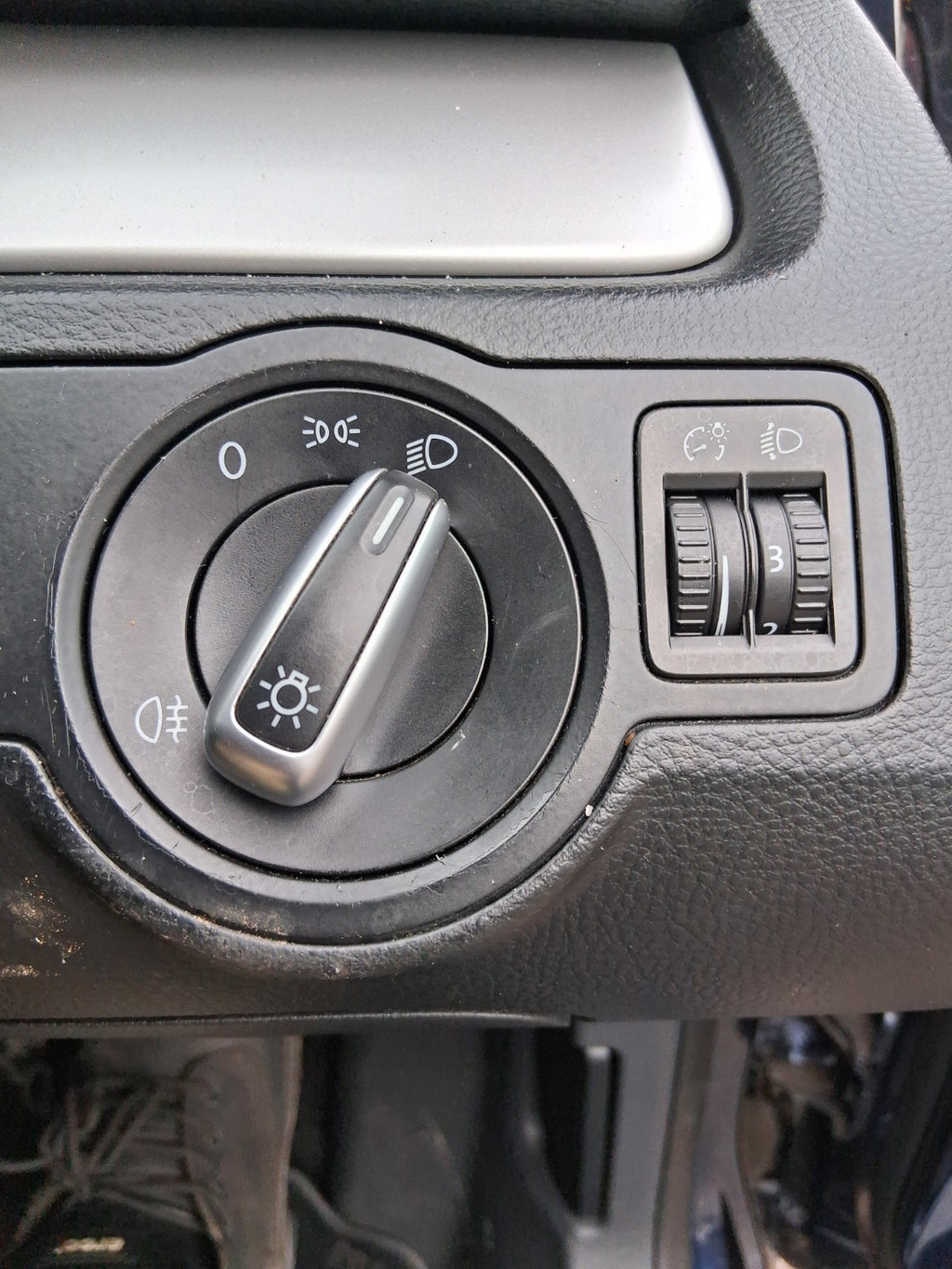 2014 VW VOLKSWAGEN PASSAT B7 HEADLIGHT ADJUSTER CONTROL SWITCH PANEL