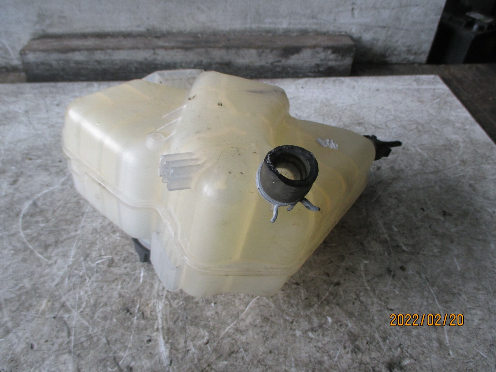 FORD ECOSPORT 2018 1.0 PETROL RADIATOR COOLANT EXPANSION TANK BOTTLE 8V218K218BB
