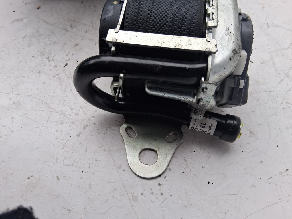 2016 NISSAN JUKE F15 NSF PASSENGER FRONT SEATBELT WITH PLASTIC COVER 617969900A
