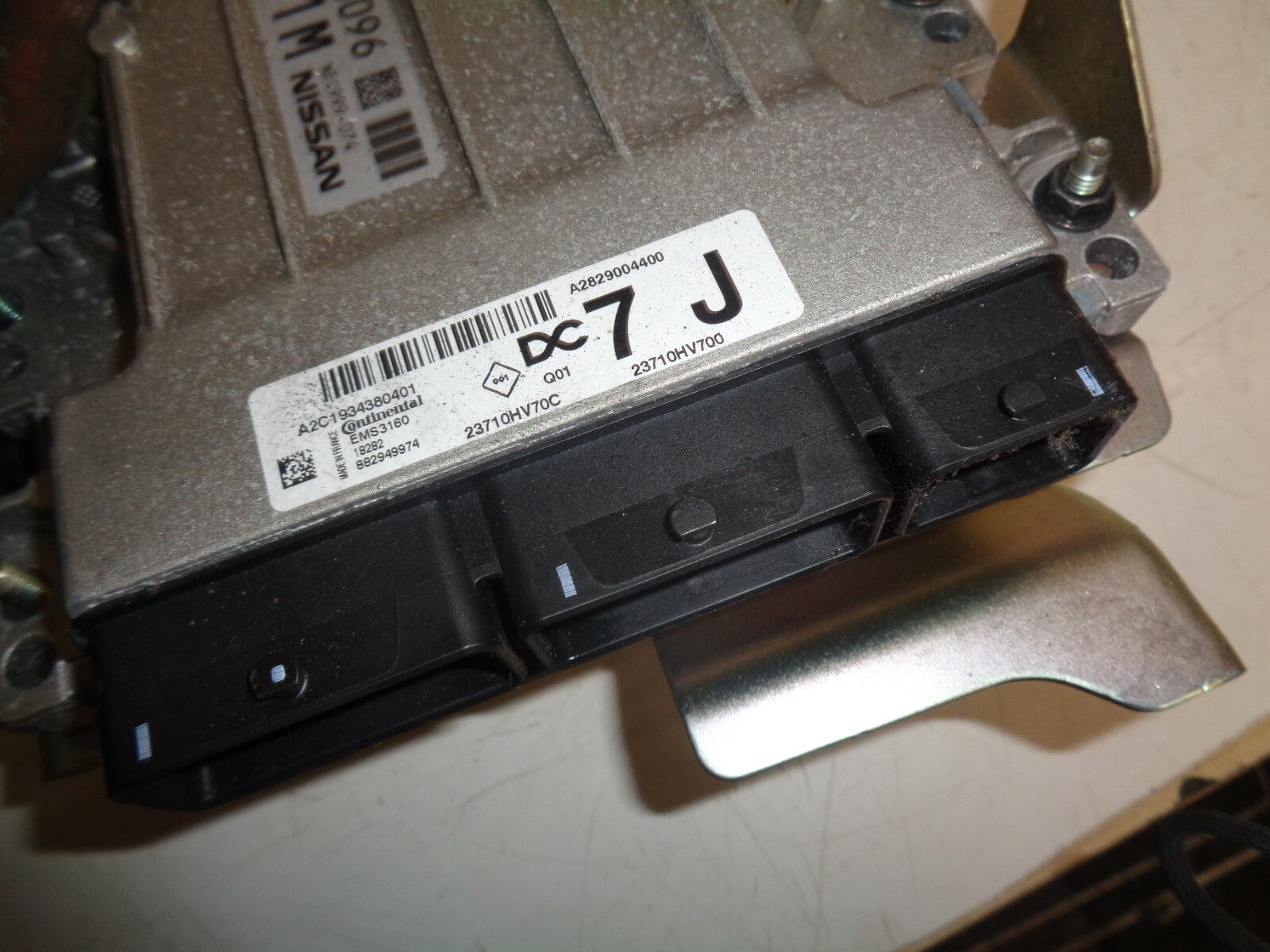 NISSAN QASHQAI 2018 J11 1.3 PETROL ECU ENGINE CONTROL MODULE UNIT 23710HV700