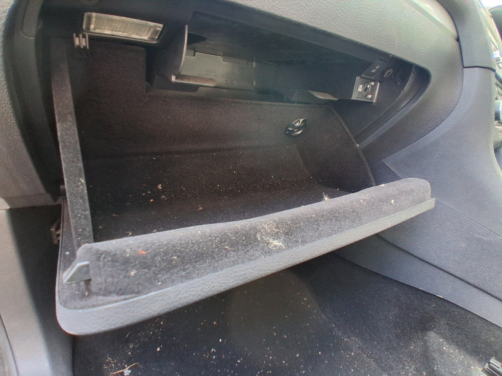 2012 VW VOLKSWAGEN GOLF MK6 NS PASSENGER SIDE STORAGE COMPARTMENT GLOVE BOX