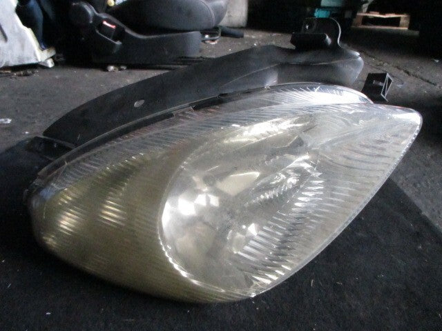 2004 CITROEN XSARA PICASSO MK1 OSF DRIVER SIDE FRONT RIGHT HEADLIGHT