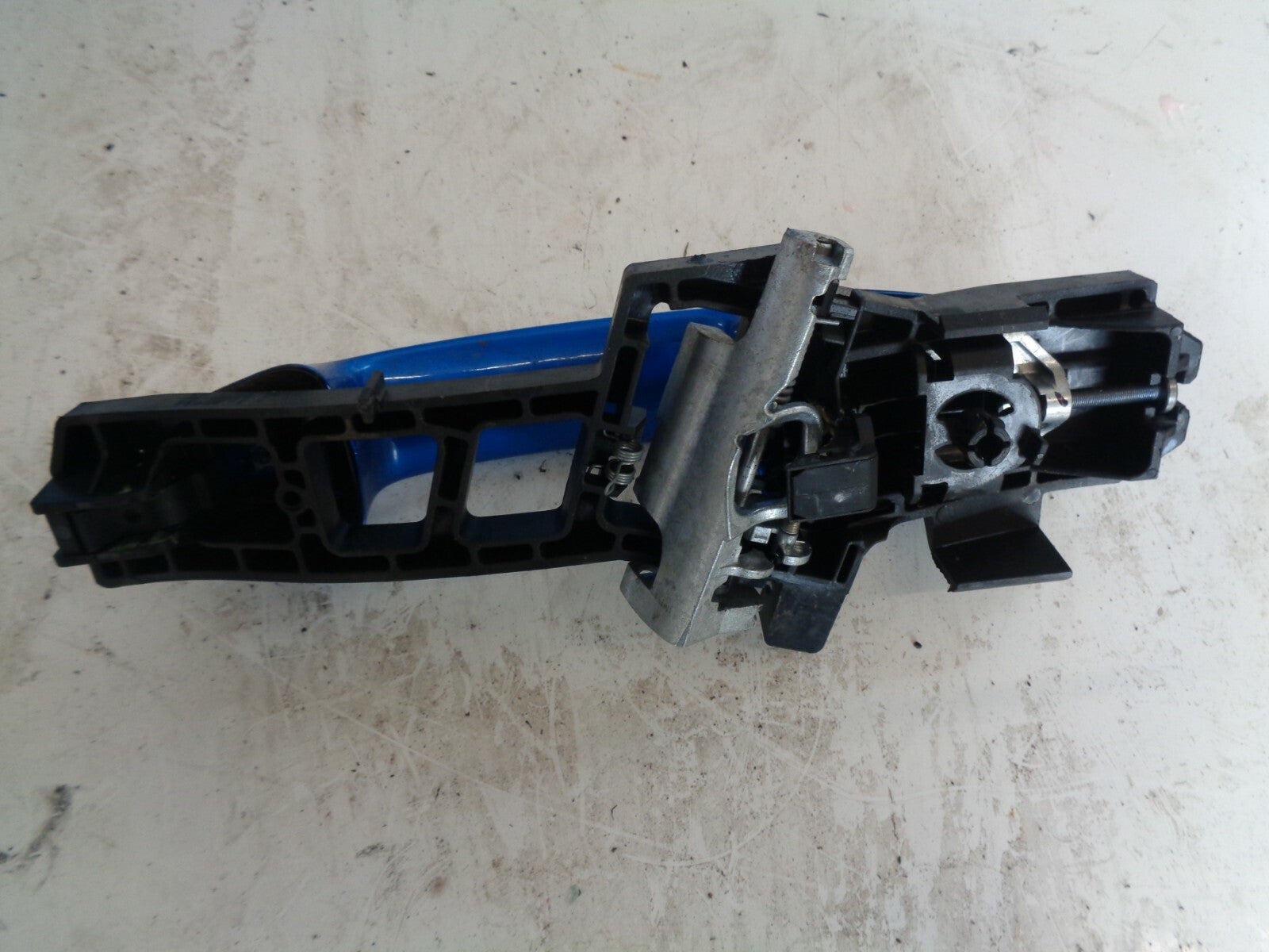 FORD ECOSPORT 2019 5DR NSR PASSENGER SIDE REAR EXTERIOR DOOR HANDLE BLUE