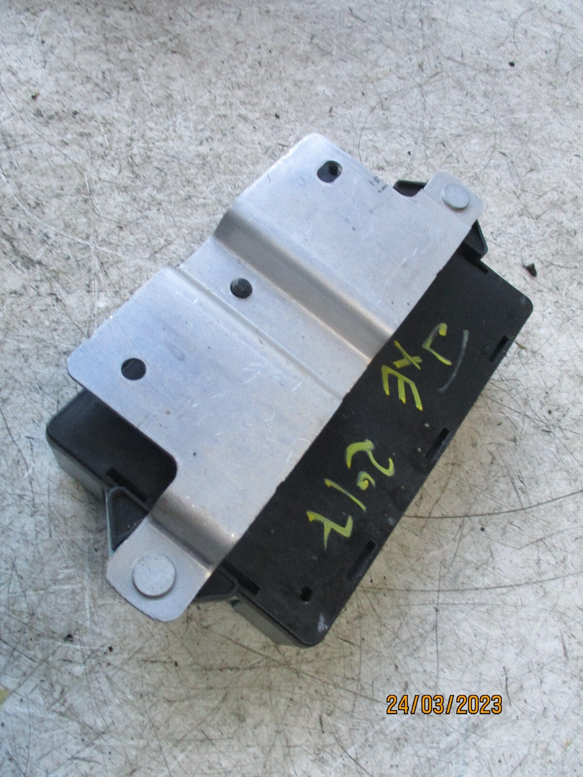 JAGUAR XE 2017 FUSE BOX RELAY MODULE CPLA14Q073AA