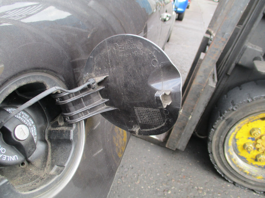 2015 ALFA ROMEO MITO FUEL FILLER FLAP GREY