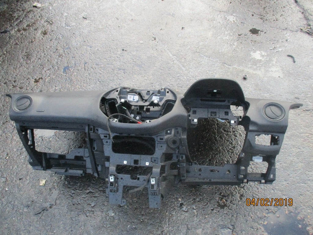 FORD TRANSIT COURIER 2014 DASHBOARD