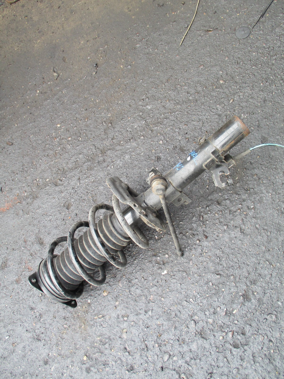 2020 NISSAN X TRAIL T32 1.3 PETROL NSF PASSENGER SIDE FRONT SHOCK ABSORBER