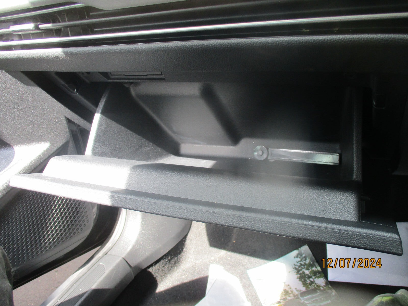 2023 VOLKSWAGEN GOLF MK8 NS PASSENGER SIDE STORAGE COMPARTMENT GLOVEBOX