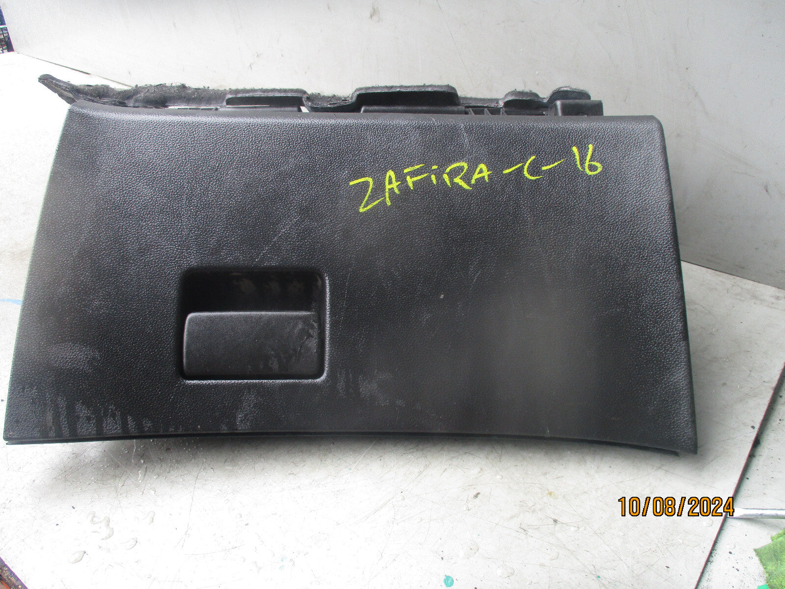 2016 VAUXHALL ZAFIRA C TOURER DASHBOARD GLOVEBOX STRORAGE COMPARTMENT