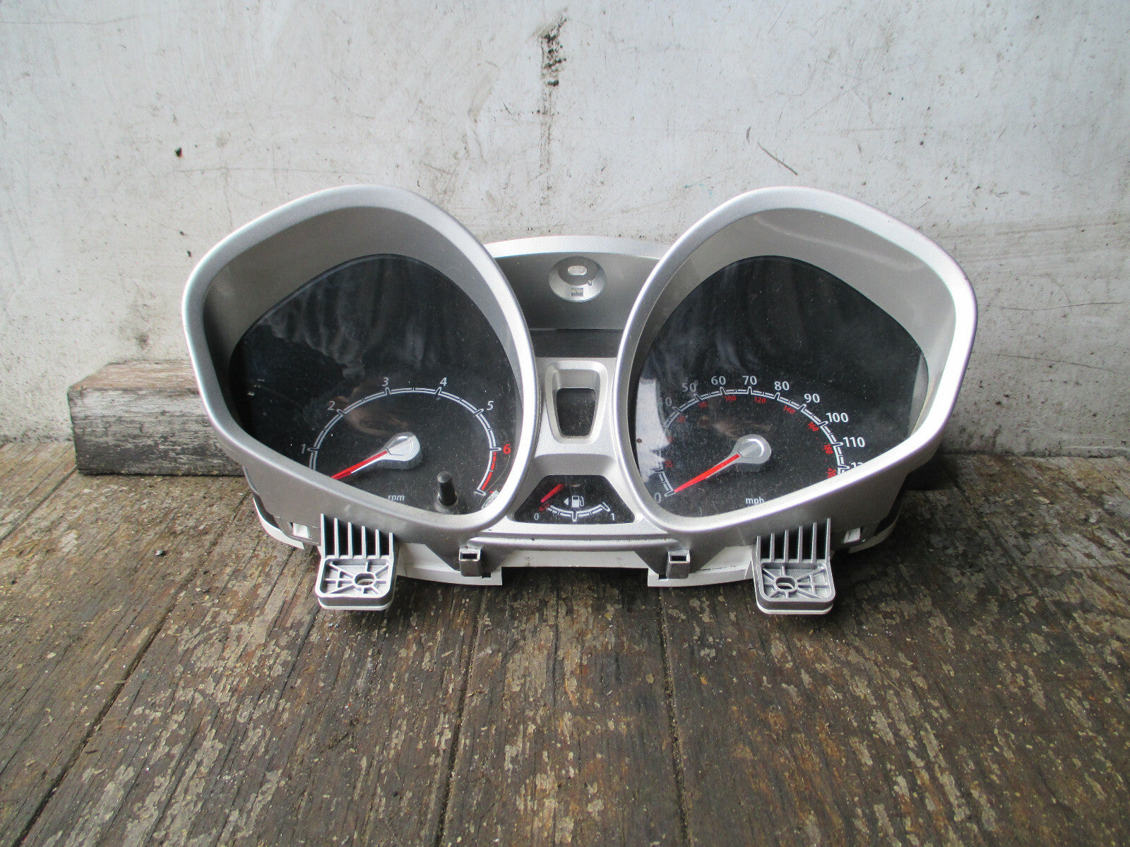 FORD FIESTA 2009 1.4 PETROL SPEEDOMETER INSTRUMENT CLUSTER VP8A6F10894BC