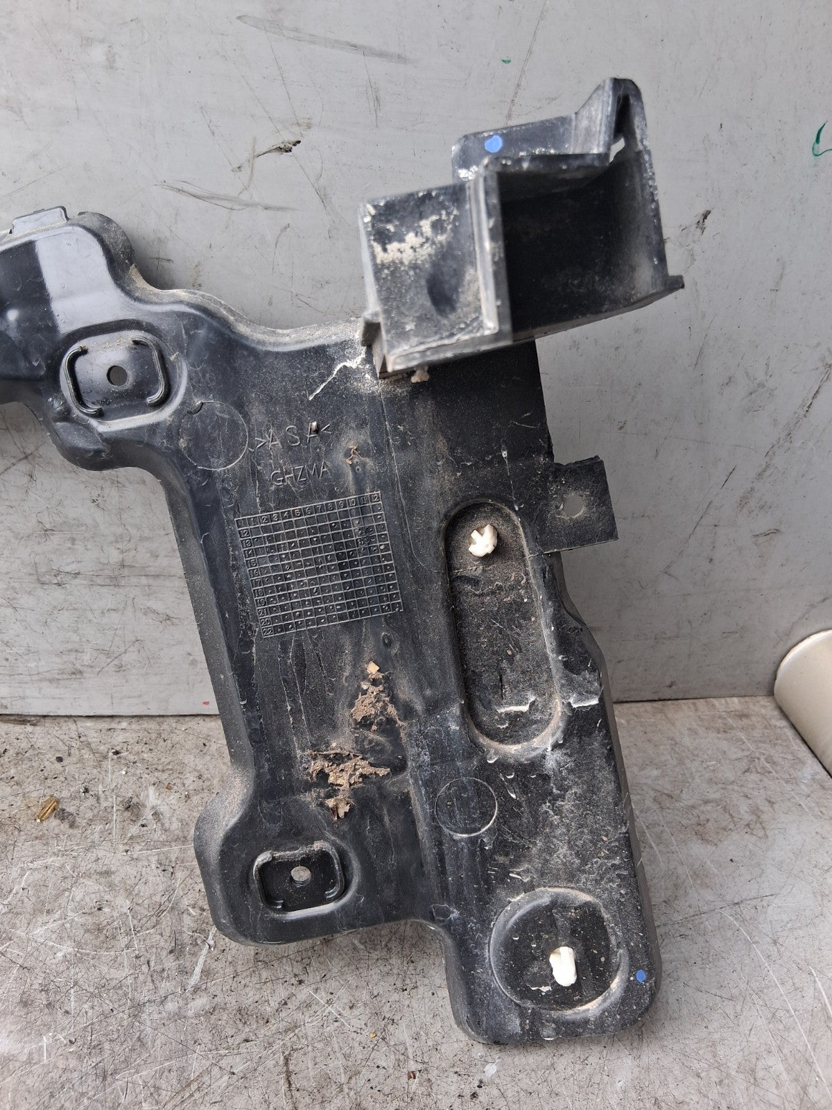 2023 FORD TRANSIT 350 MK8 OSR DRIVER SIDE REAR RIGHT BUMPER BRACKET BK3117A881