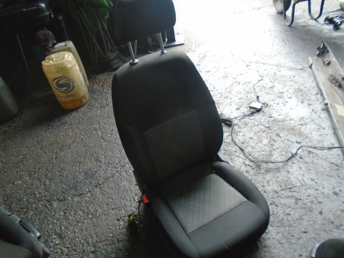2017 SEAT TOLEDO MK4 NS PASSENGER FRONT CAR SEAT FABRIC