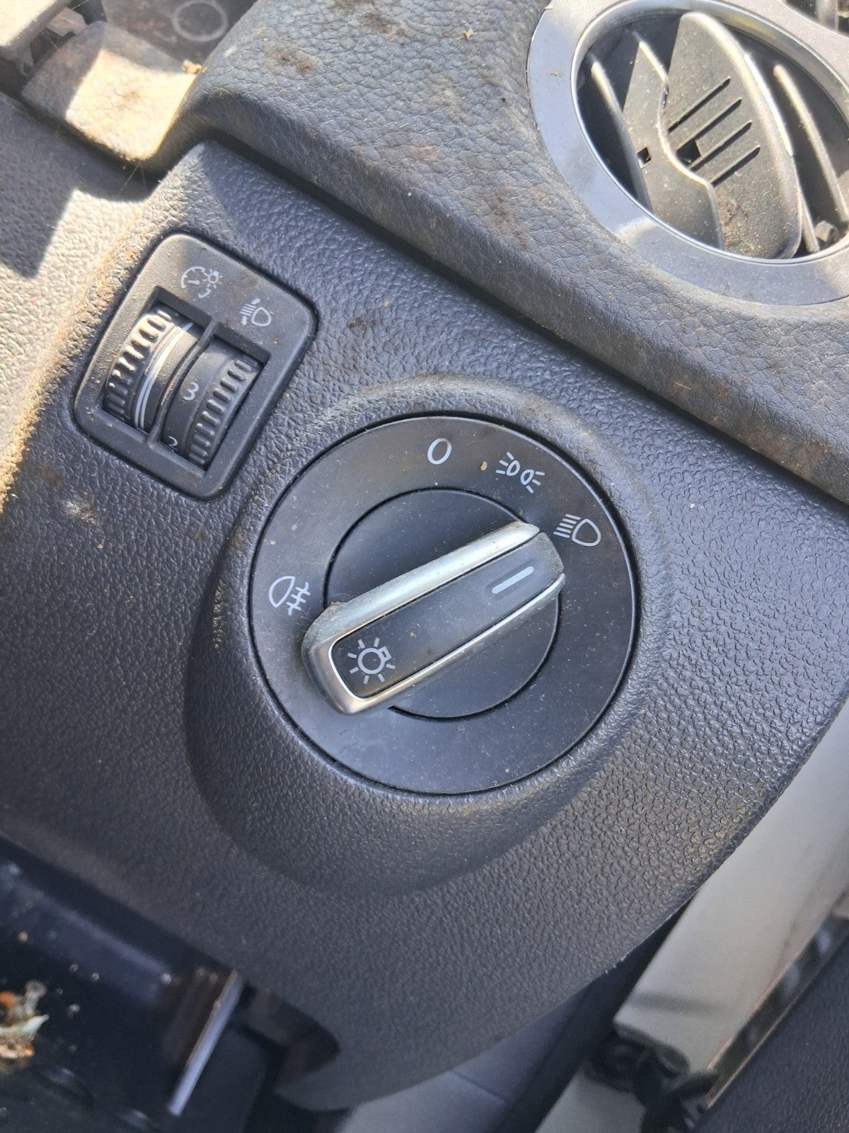 2013 VW VOLKSWAGEN TIGUAN MK1 HEADLIGHT CONTROL SWITCH