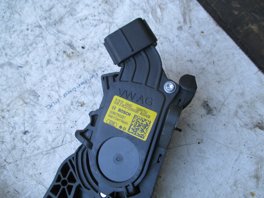 SKODA FABIA 2017 MK3 ACCELERATOR THROTTLE PEDAL 6C2723503B