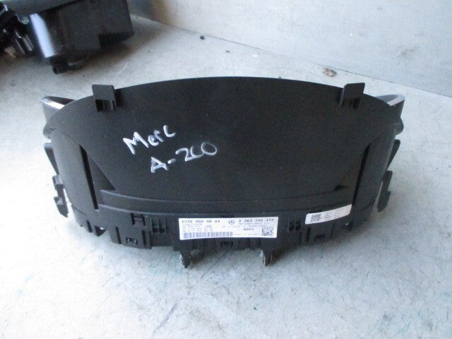 2018 MERCEDES A CLASS W176 SPEEDOMETER INSTRUMENT CLUSTER A1769009804