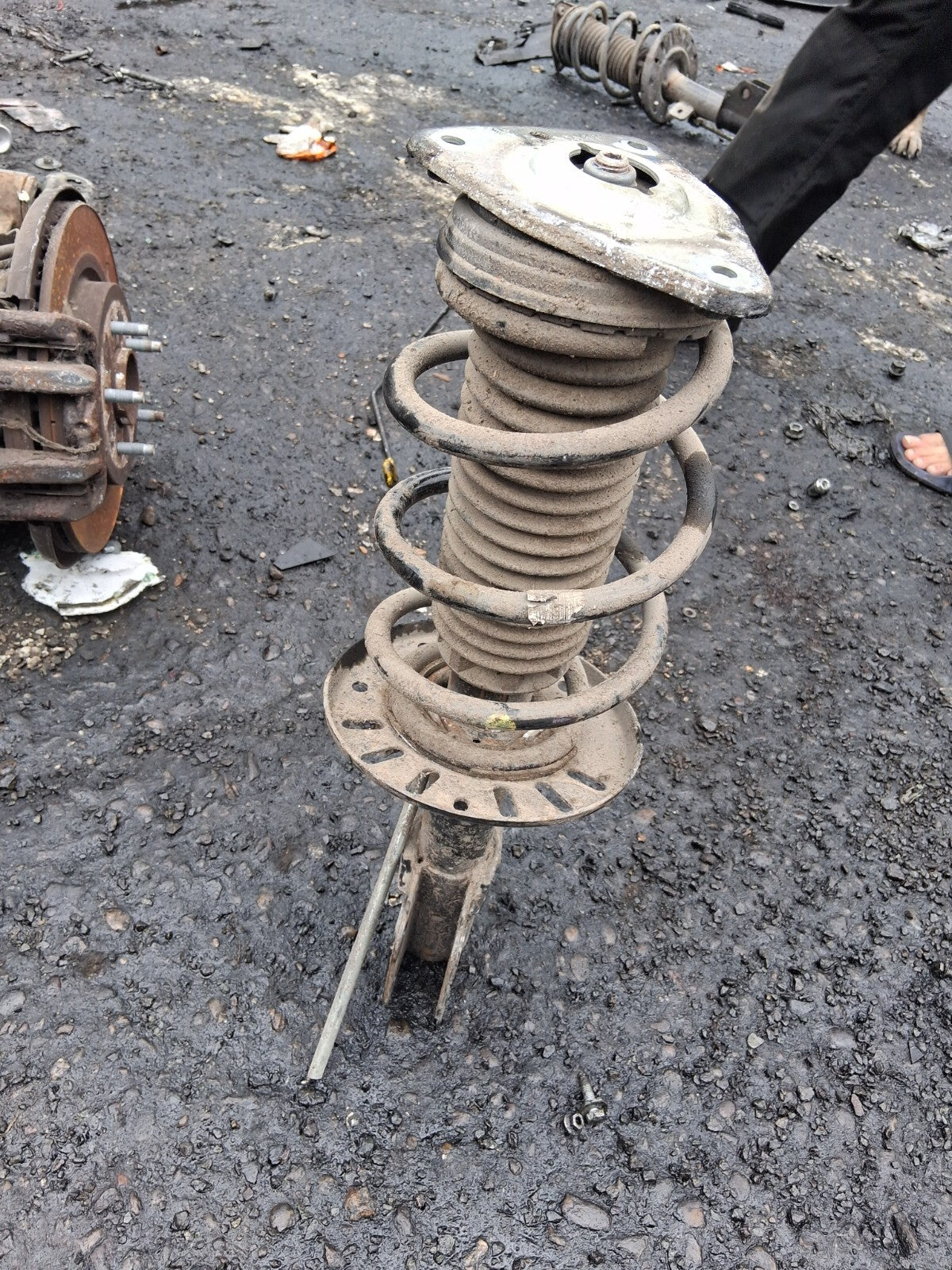 2023 CITROEN BERLINGO MK3 1.5 DIESEL NSF PASSENGER SIDE FRONT SHOCK ABSORBER