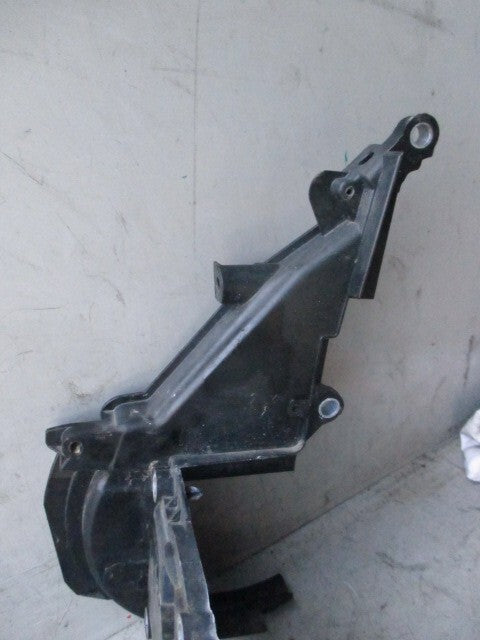2017 FORD MONDEO MK5 ENGINE ROCKER HEAD CAM VALVE COVER TRIM M06042A153