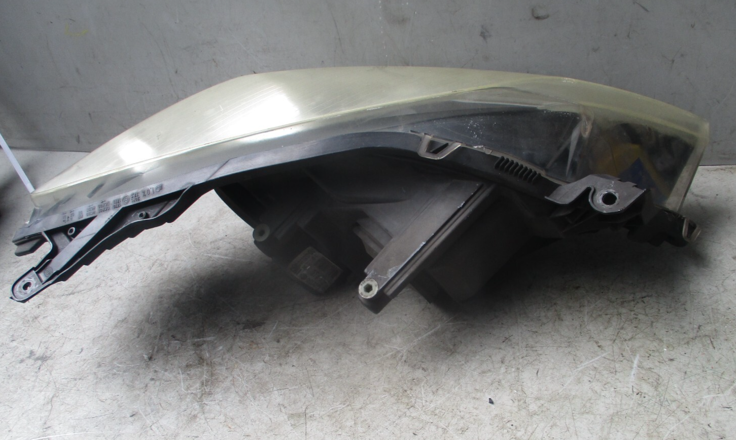 2005 VAUXHALL ASTRA H NSF PASSENGERS SIDE HEADLIGHT 1LG270370-33