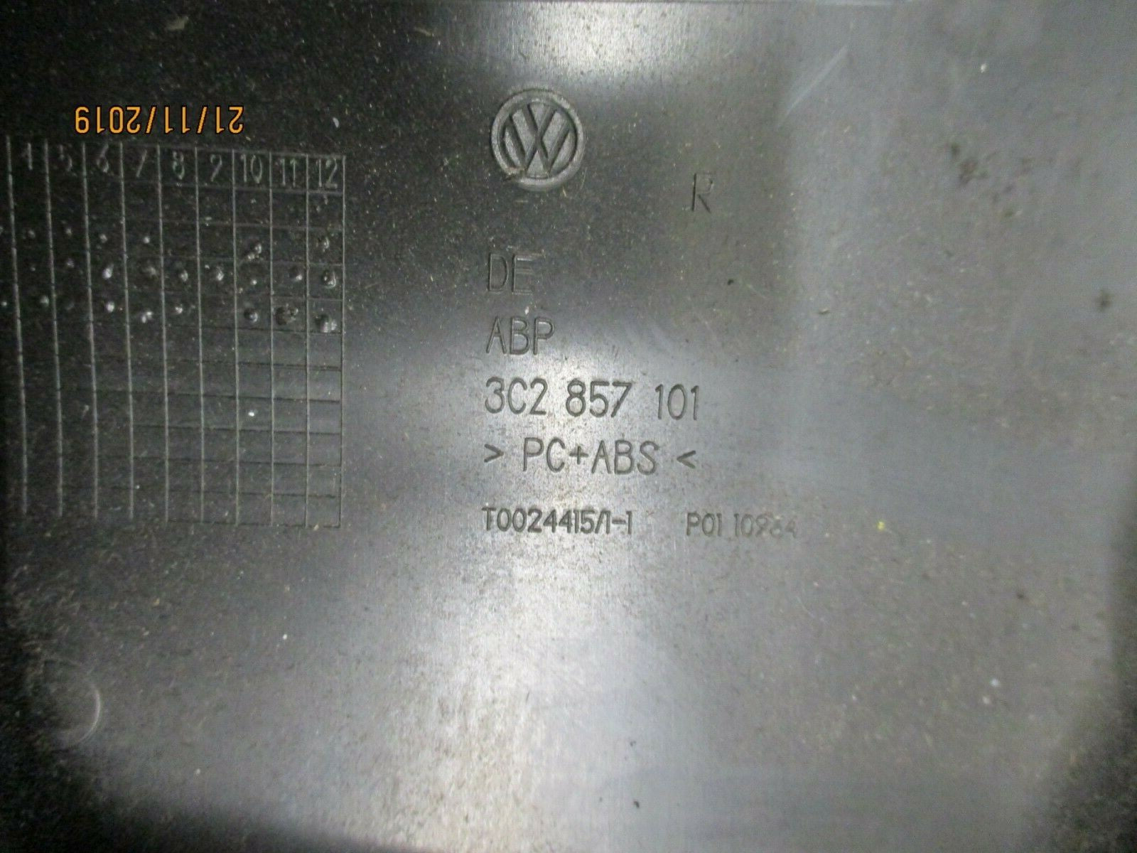 VW VOLKSWAGEN PASSAT B6 2008 INTERIOR STORAGE GLOVEBOX COMPARTMENT 3C2857101