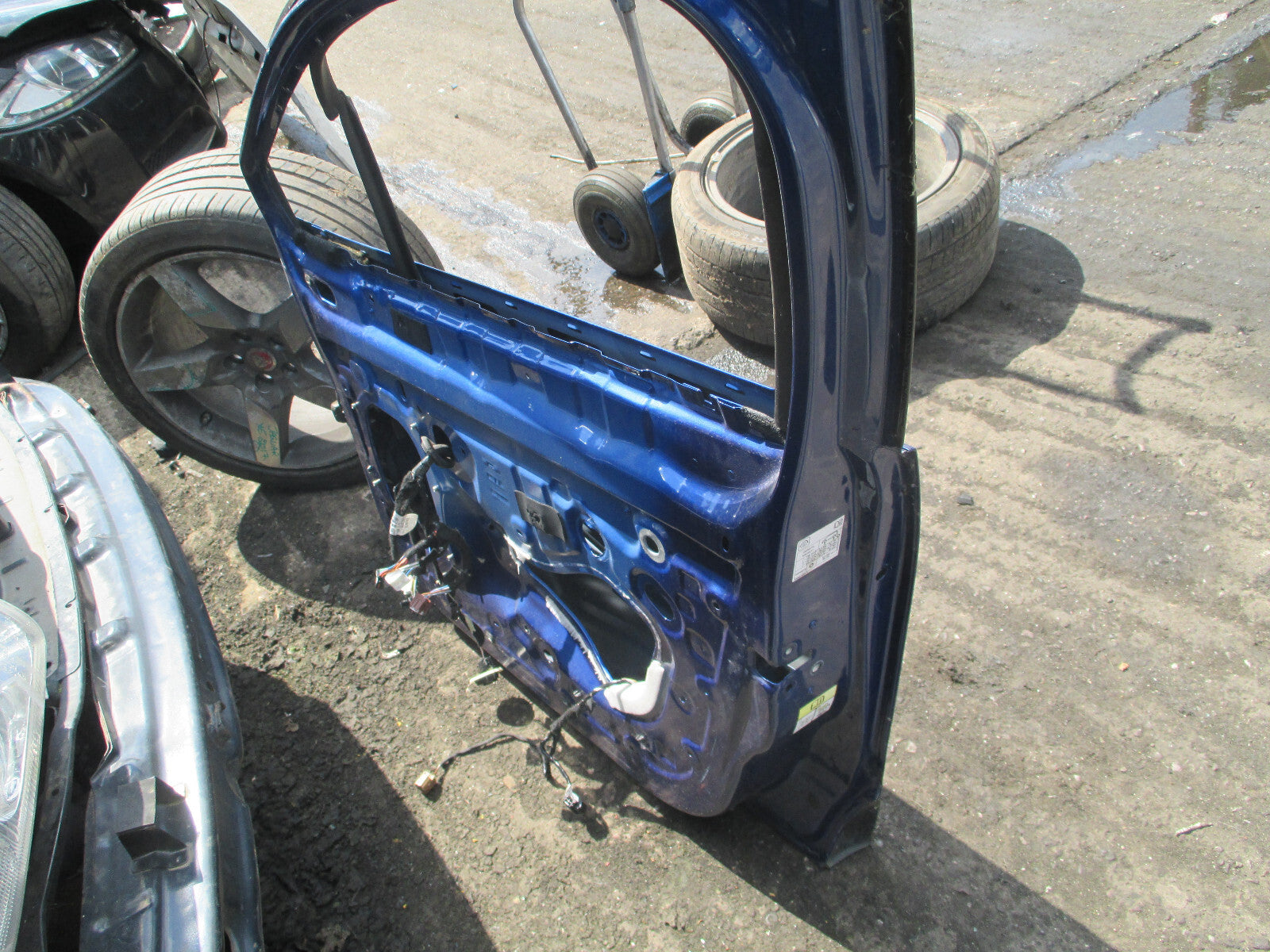 RENAULT CLIO MK4 2018 OSF DRIVER SIDE FRONT BARE DOOR BLUE TERQH