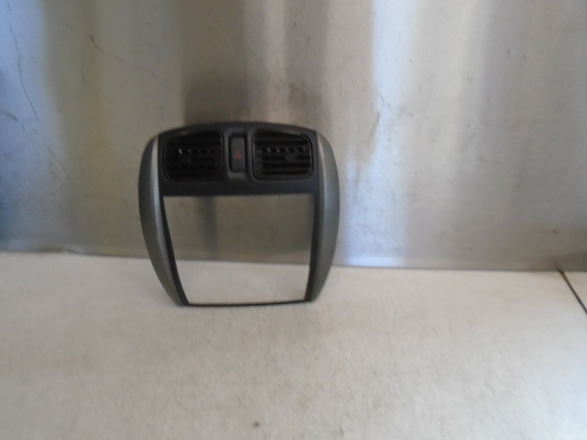 MAZDA PREMACY 2003 MK1 CENTRE CONSOLE SURROUND TRIM