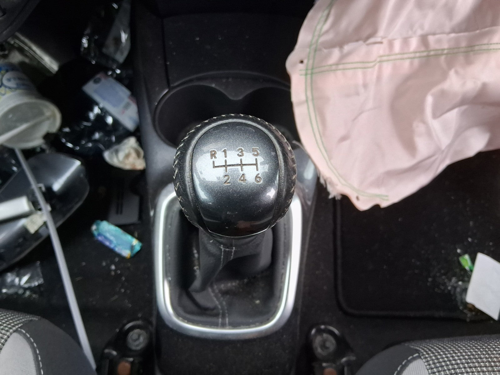 TOYOTA YARIS MK3 2019 6 SPEED MANUAL GEARSTICK GEARSHIFTER