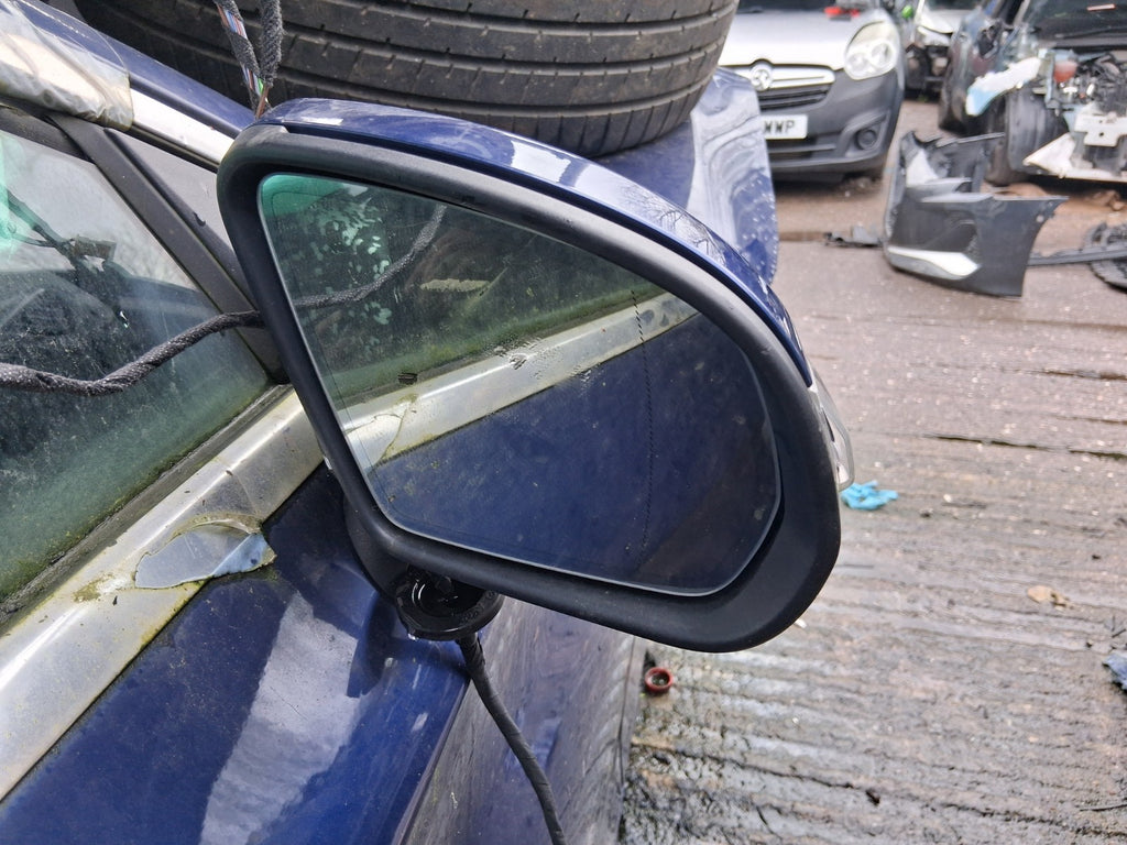 2021 MERCEDES C CLASS C205 COUPE OSF DRIVER SIDE FRONT RIGHT WING MIRROR BLUE