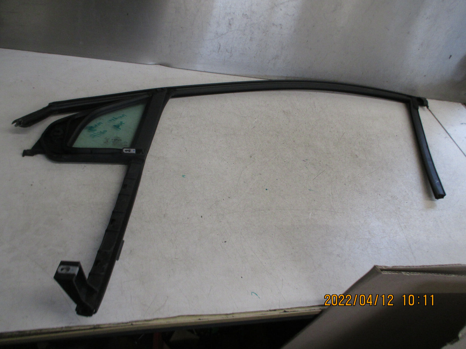 FORD MONDEO MK5 2019 OSF DRIVER FRONT DOOR QUARTER WINDOW GLASS