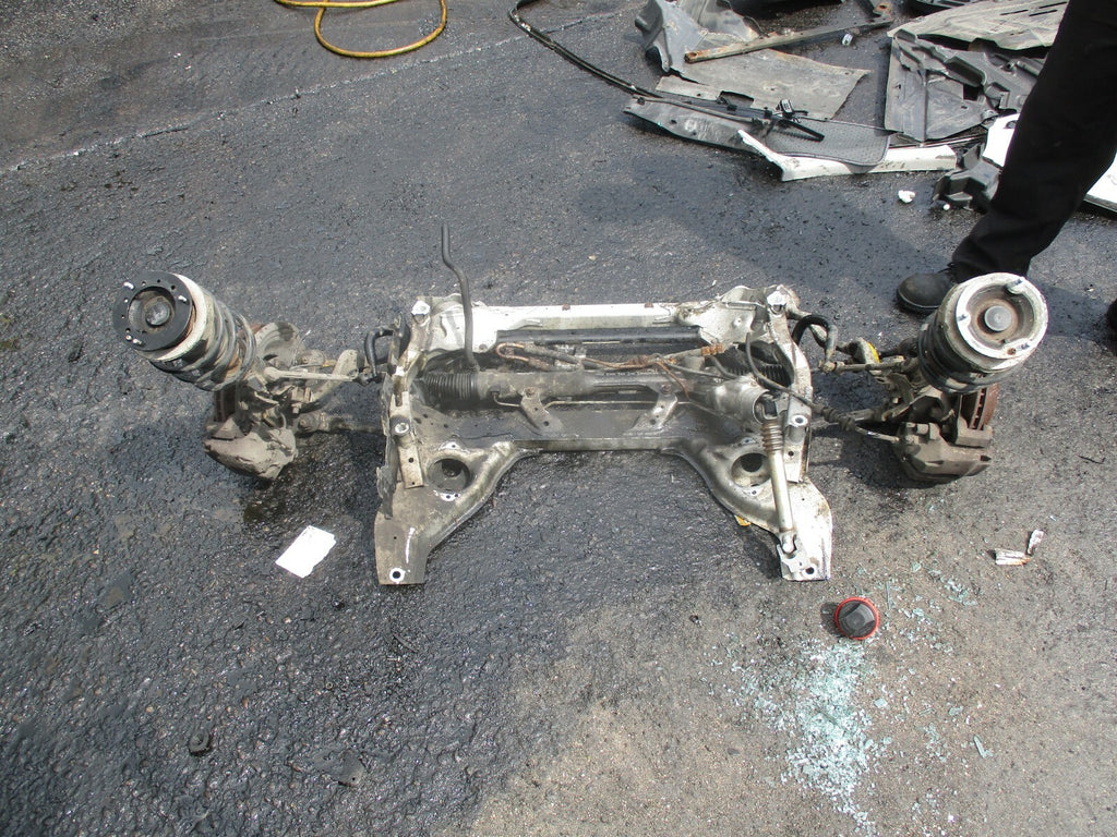 BMW 3 SERIES E90 2.0 DIESEL COMPLETE FRONT CRADLE WITH LEGS SPRINGS 6771178