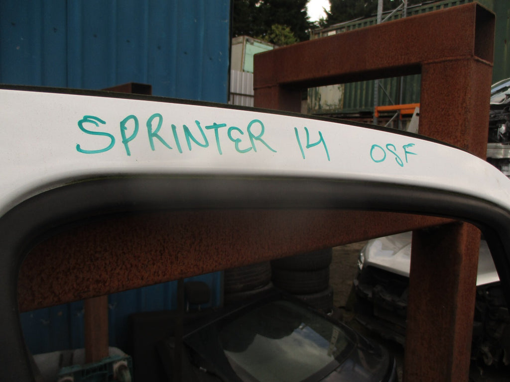 2014 MERCEDES SPRINTER W906 OSF DRIVER SIDE FRONT RIGHT COMPLETE DOOR WHITE