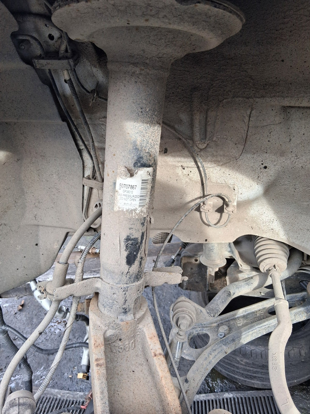 2023 FIAT DUCATO MK3 2.2 DIESEL NSF PASSENGER SIDE FRONT COMPLETE SUSPENSION LEG