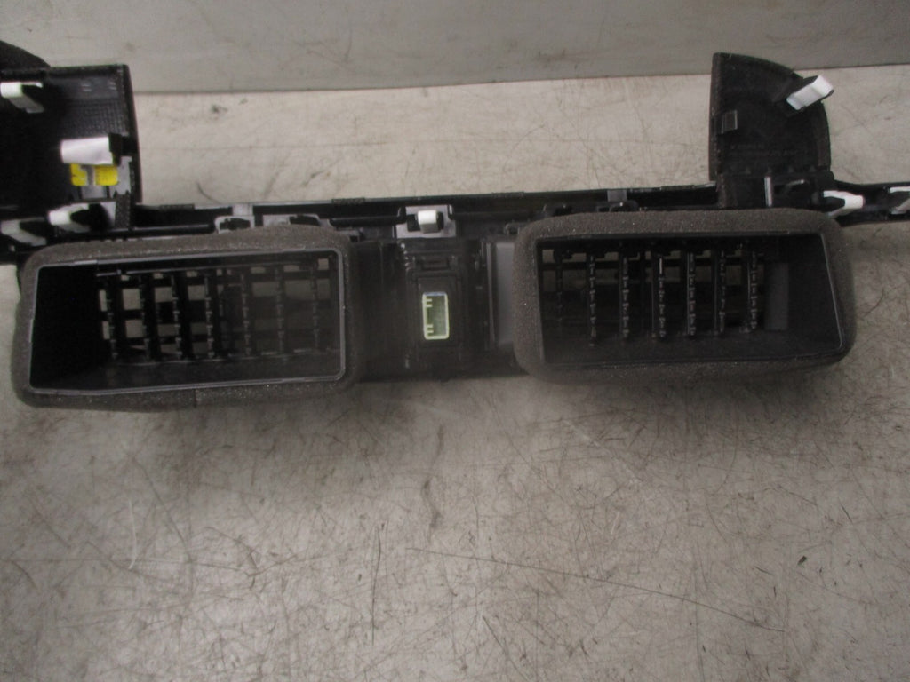 2021 KIA PICANTO MK3 JA DASHBOARD CENTRE AIR VENTS TRIM PANEL WITH HAZARD SWITCH