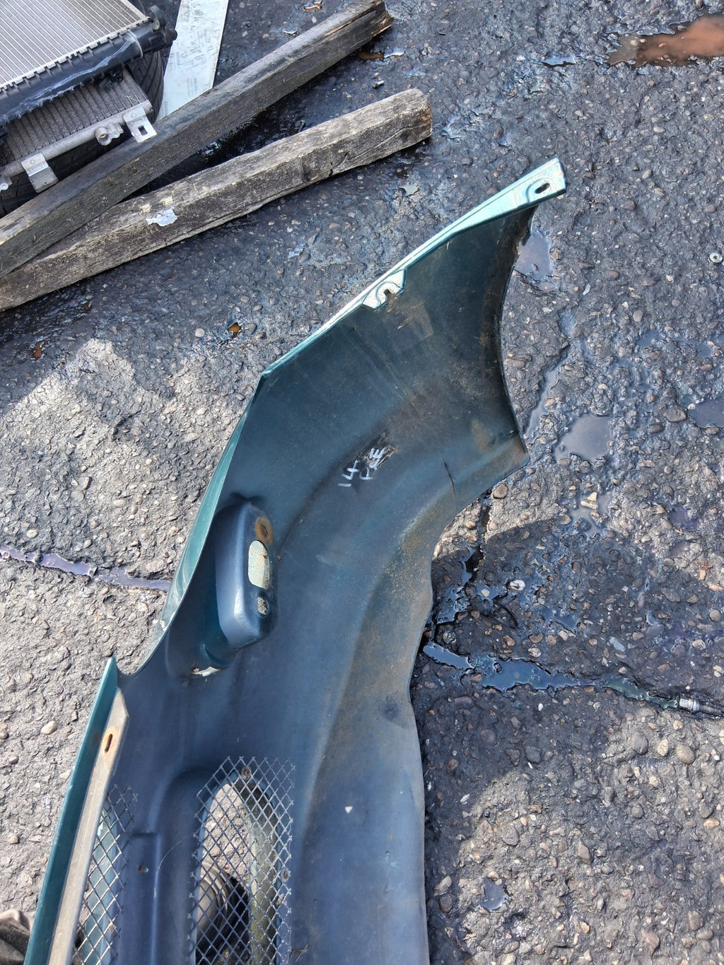 MG MGF 1996 MK1 COMPLETE FRONT BUMPER WITH GREEN BADGE GREEN