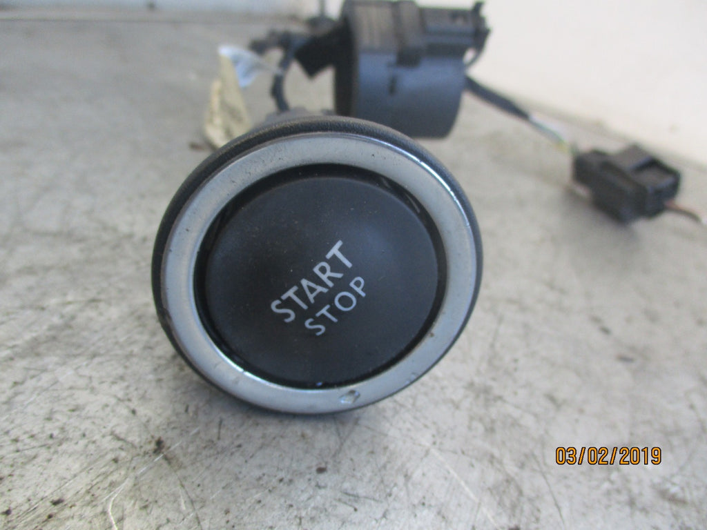 RENAULT KADJAR 2016 ENGINE START STOP SWITCH 283904786R 285905306R