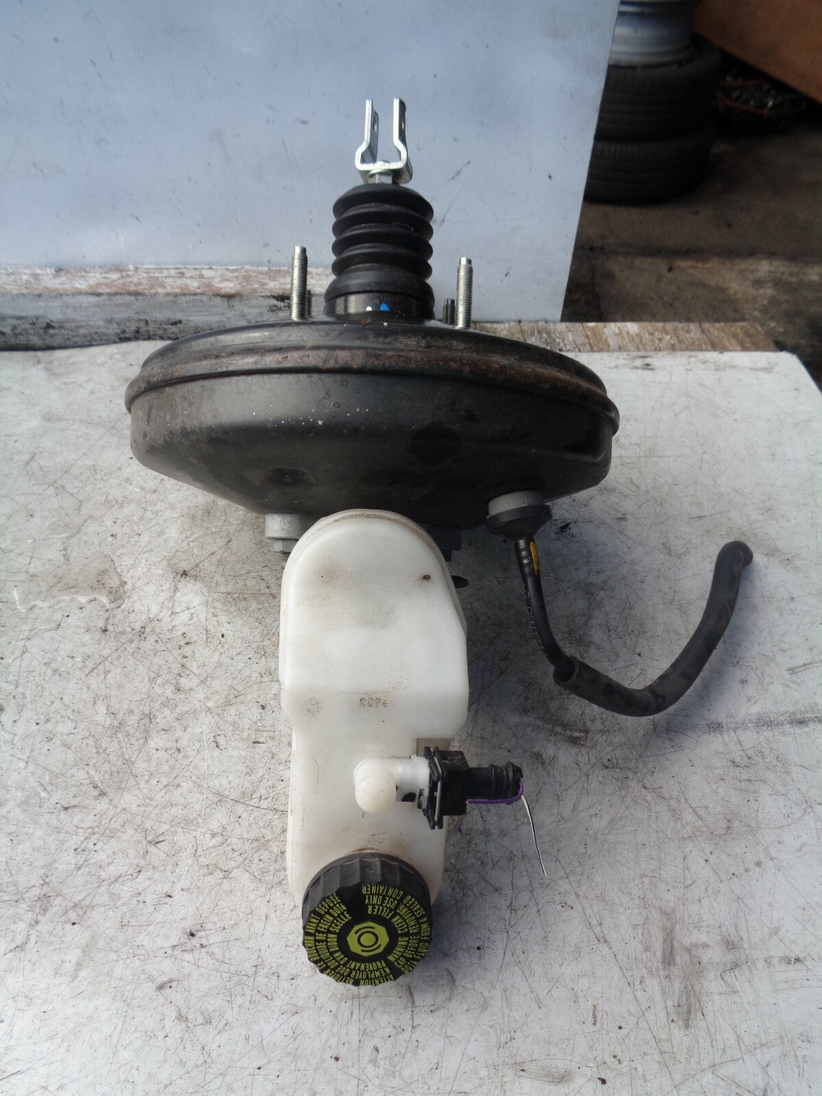 PEUGEOT 108 2014 1.0 PETROL BRAKE SERVO & MASTER CYCLINDER 472000H110